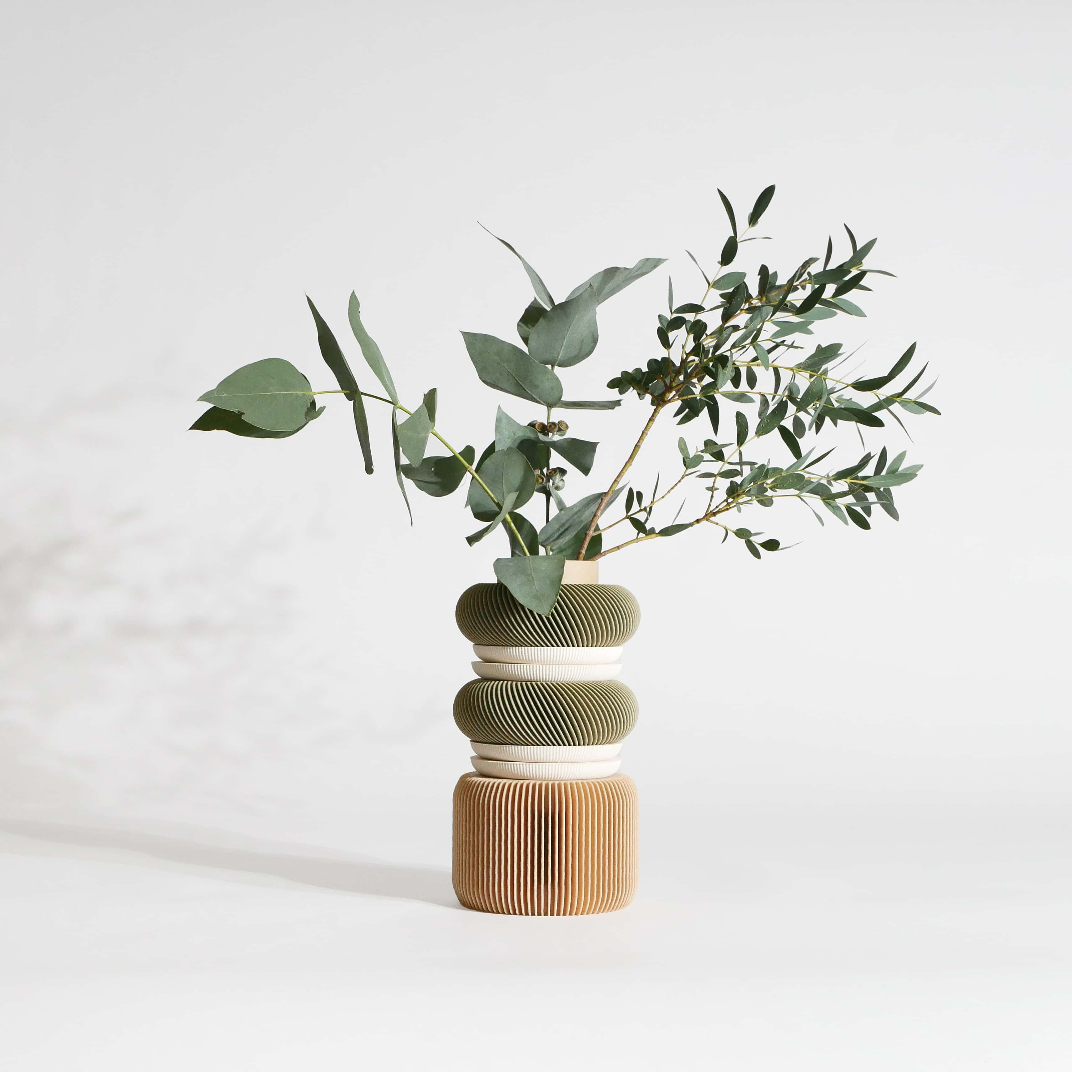 Modulaire vaas met olijfgroene ringen Secundaire afbeelding