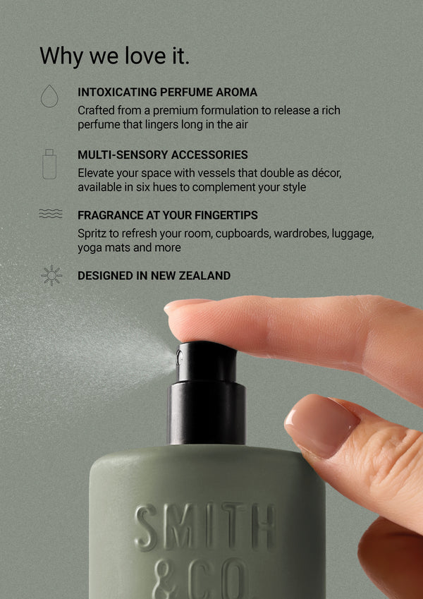 Amber & Freesia Room Spray  SMITH&CO. Secundaire afbeelding