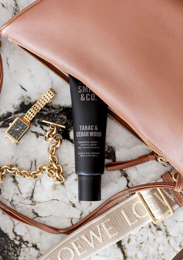 Tabac & Cedar Wood  Hand en Nagel bescherming