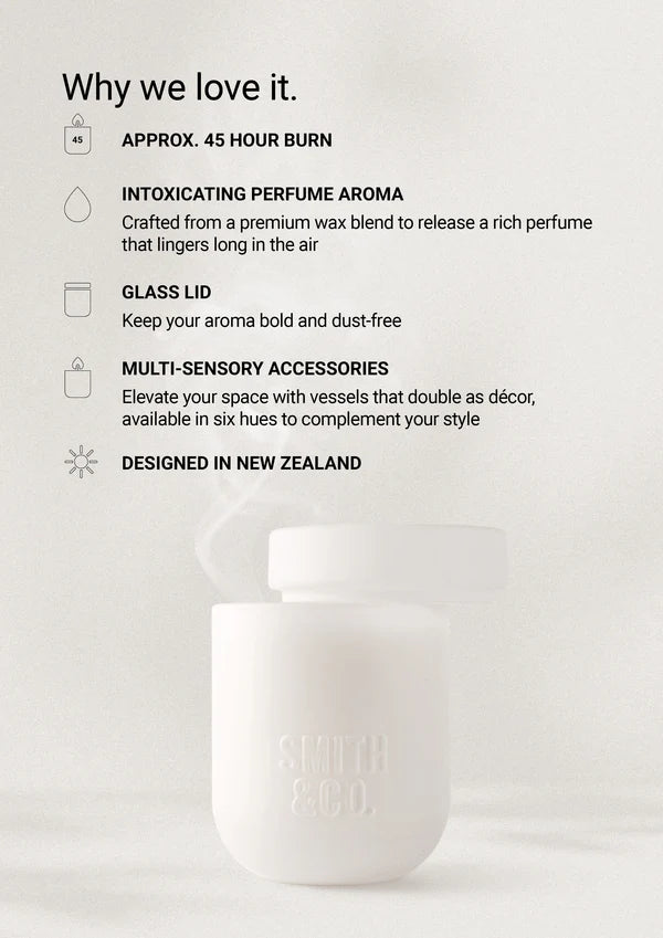 Tonka & White Musk Scented Candle 250g  SMITH&CO.