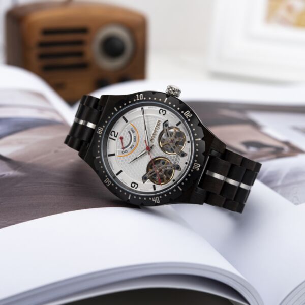 Hoentjen, automatisch houten horloge - Mustique